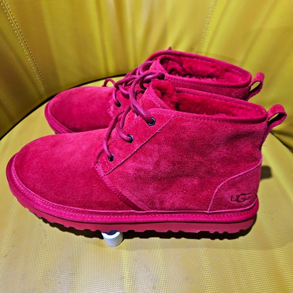 UGG Neumel Unisex Red Suede Shearling Lined Lace-Up Chukka Boots US 13